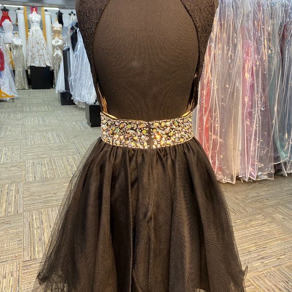 JOSH & JAZZ SHORT STYLE DRESS - Picture 5 of 6